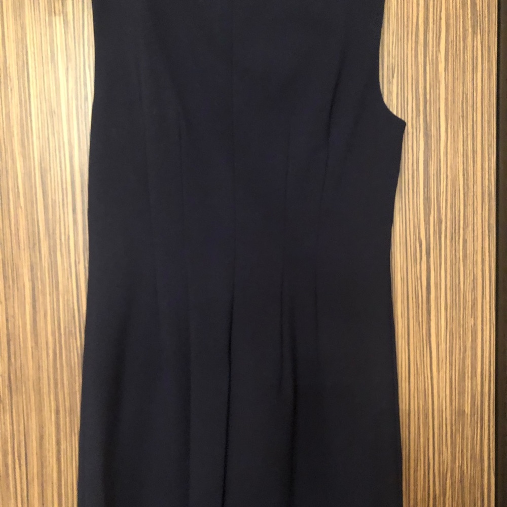 Dress - Picture 5 of 6